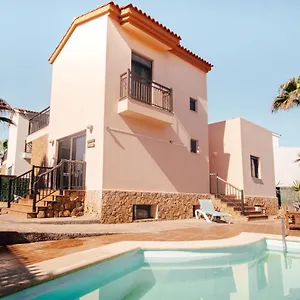 International Surf Camp Only Surf Hostal Corralejo